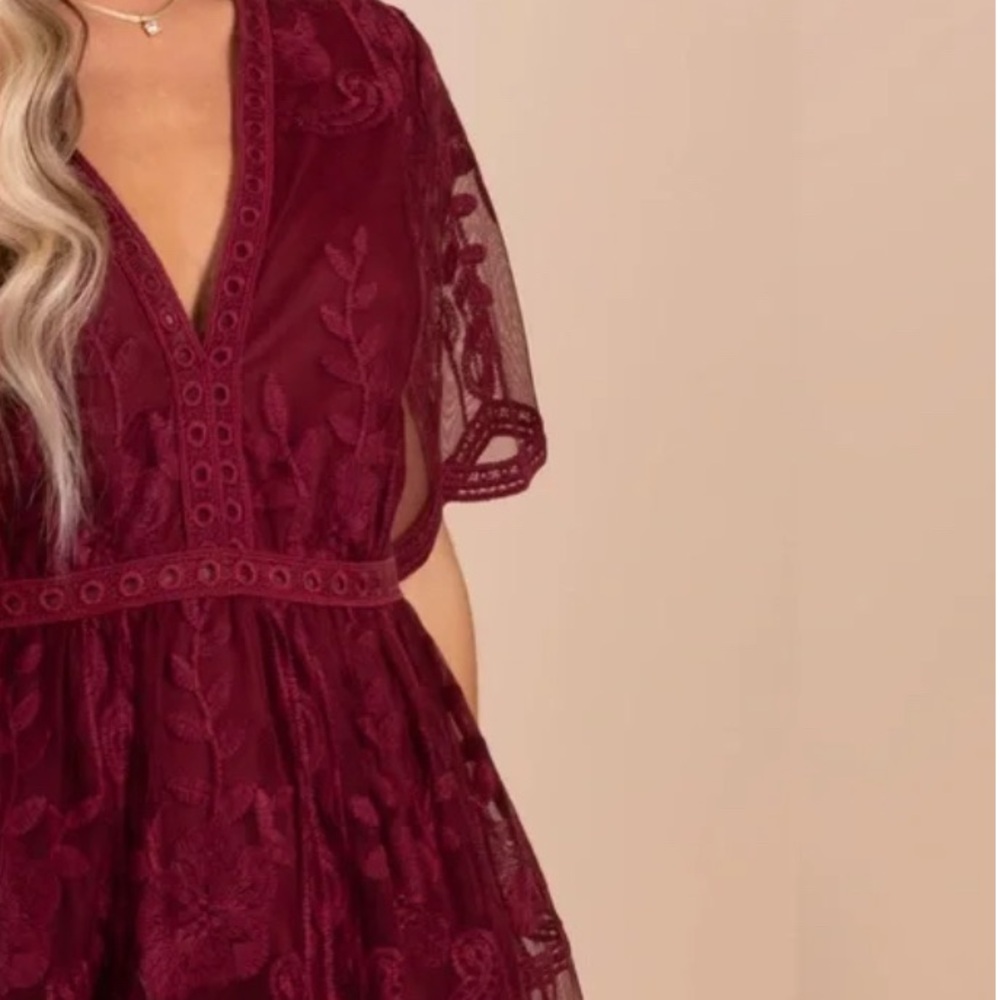 Elegant Deep Red Lace Midi Dress - Picture 9 of 9